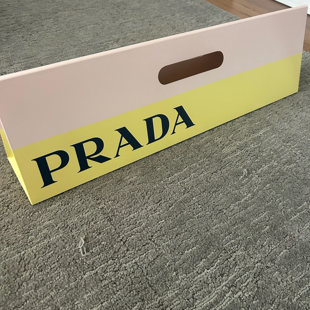 Prada Parasol - Picture 10 of 11